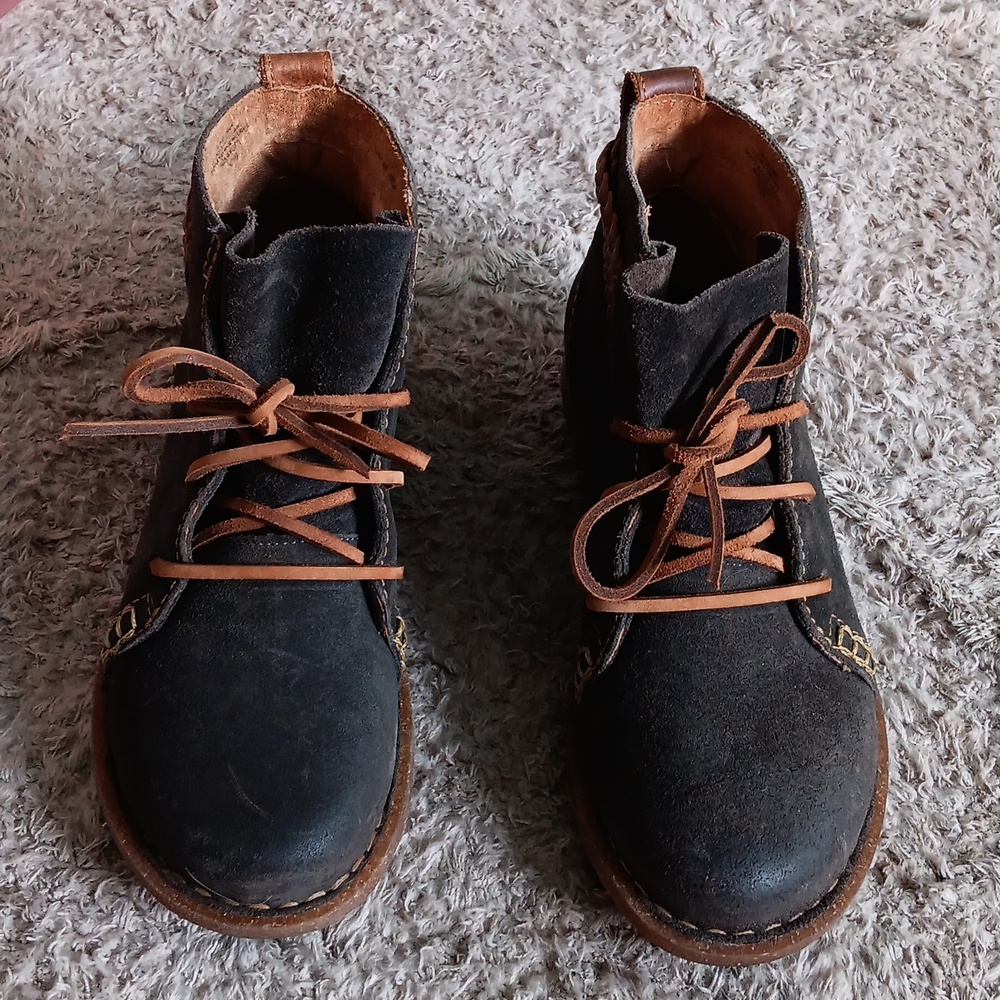 Born Temple lace ups